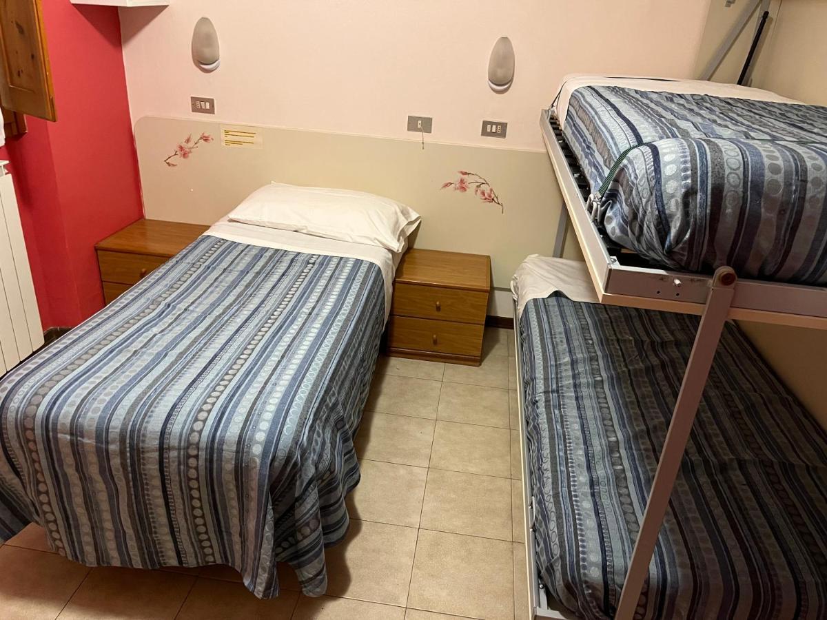 Hotel Zucconi Монтекатини Терме Екстериор снимка