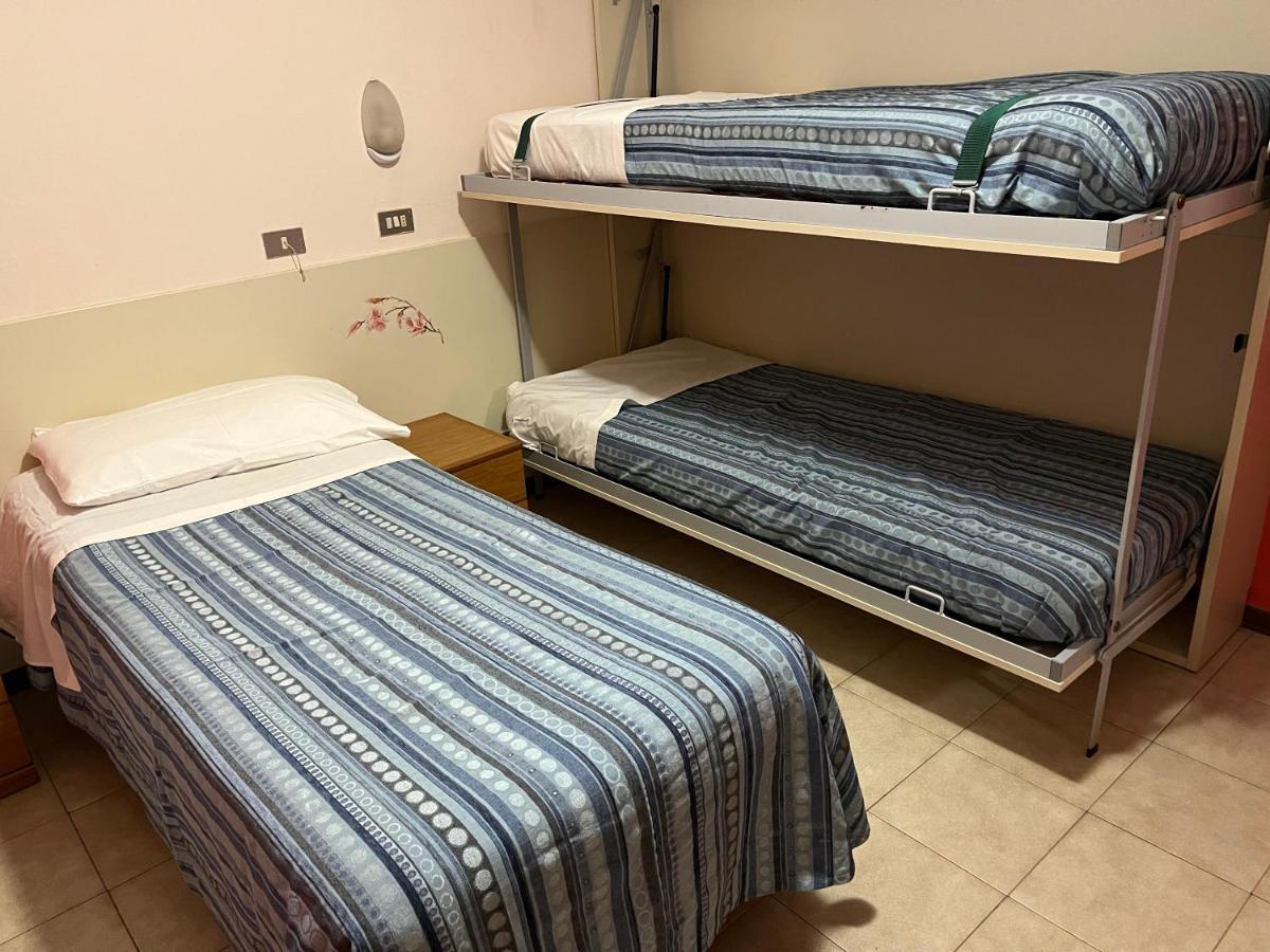 Hotel Zucconi Монтекатини Терме Екстериор снимка